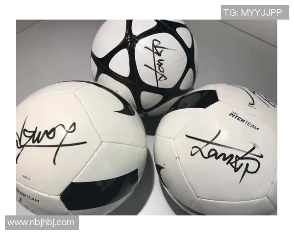 足球明星签名的独特风格与技巧揭秘你也能学会的签字艺术
